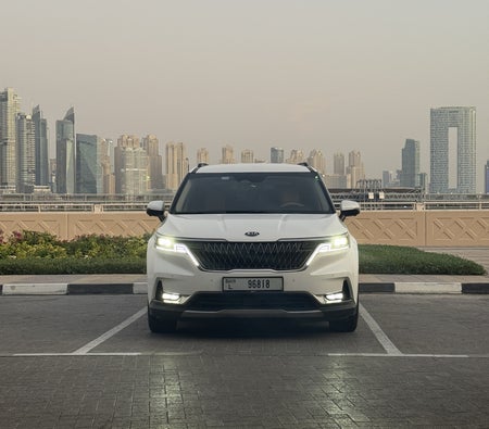 Kia_Carnival